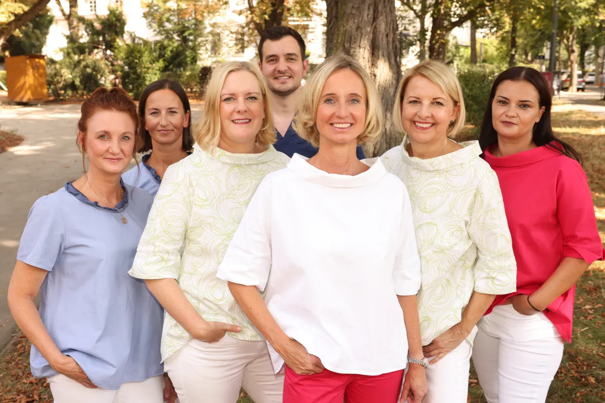 Zahnärzte Team in 1130 Wien